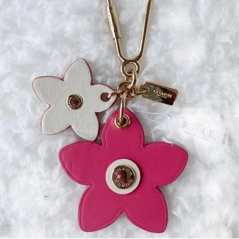 Coach Tea Rose smooth Leather Keychain /Bag Charm Fab